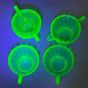 1930s Akro Agate Uranium Glass Espresso-Sized Glass Set